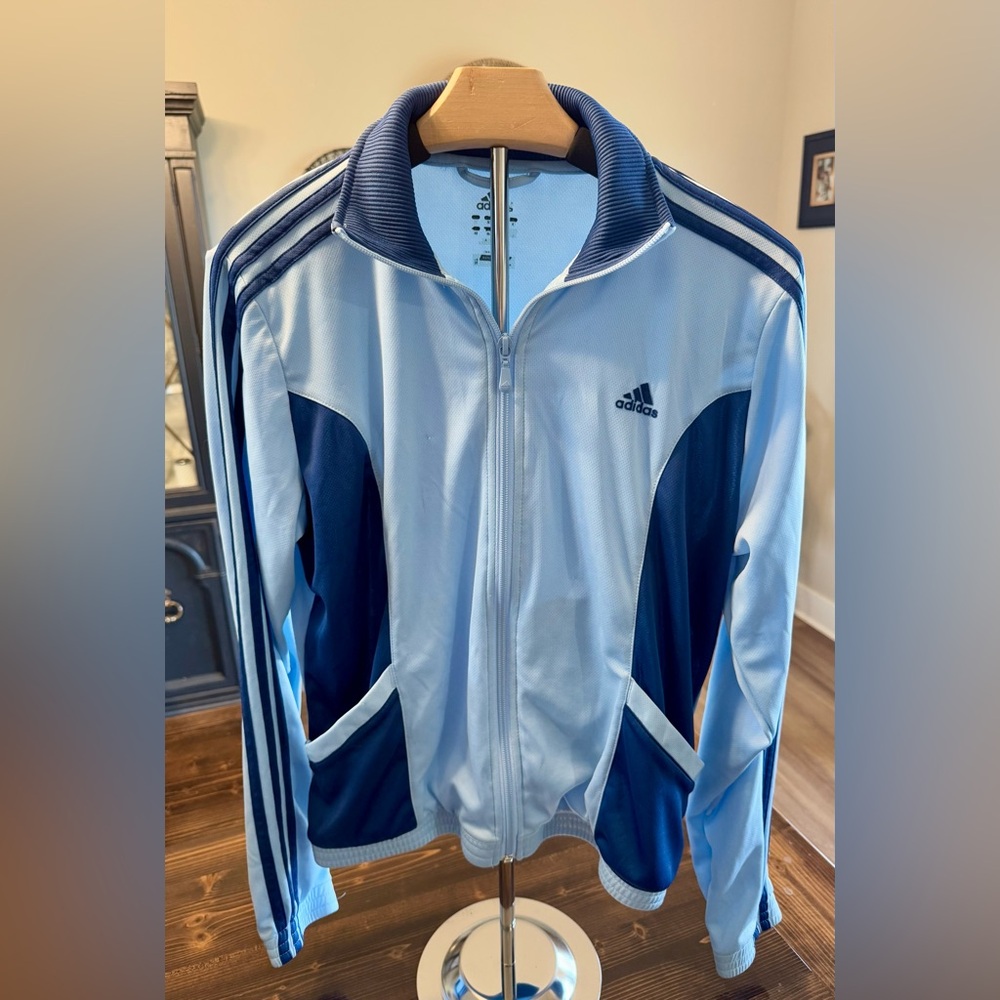 Adidas‎ Wonen’s Columbia Blue & Navy Lightweight Jacket Size M